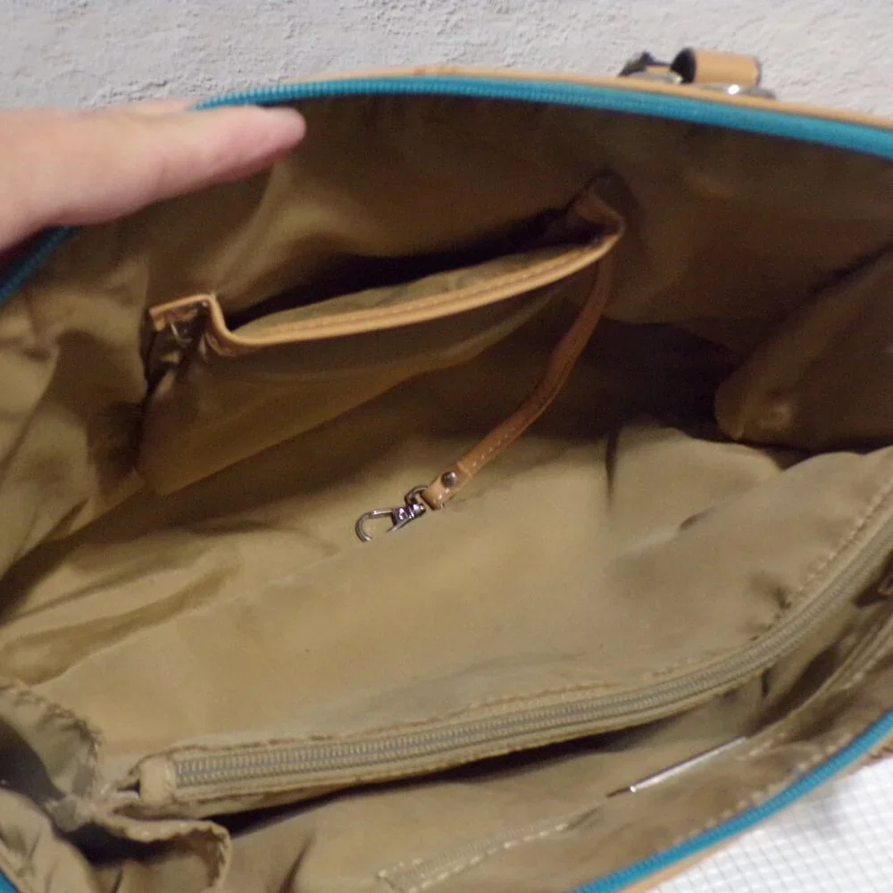 Gianibernini Teal & Beige‎ Handbag Leather with Silver Accents Zipper Closure